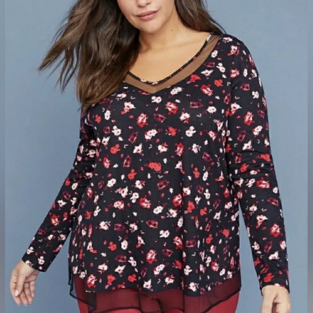 NWT Lane Bryant Top V-Neck with Mesh Detail